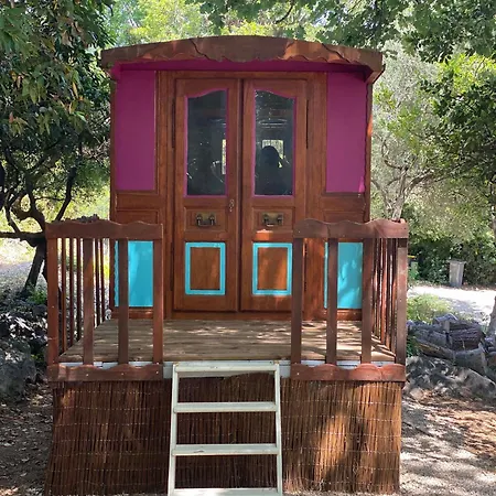 Les Roulottes De Bayama - Logement Insolite Avec Jacuzzi Mougins Exterior photo